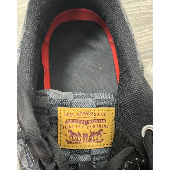 Levi’s Low Top Sneakers Mens 8.5 Black Gray Canvas Logo Lace Up Shoes Streetwear - Picture 6 of 10